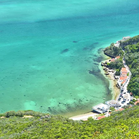 Charming Retreat Near Arrabida&castle 帕尔梅拉